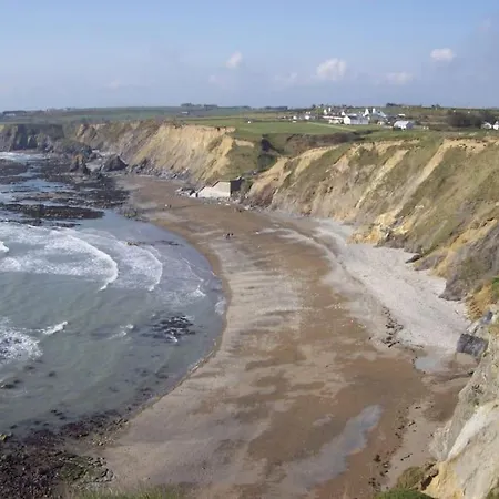 Benvoy House Apartment