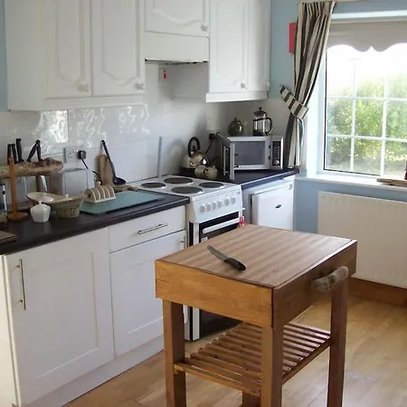 아파트 Benvoy House Annestown